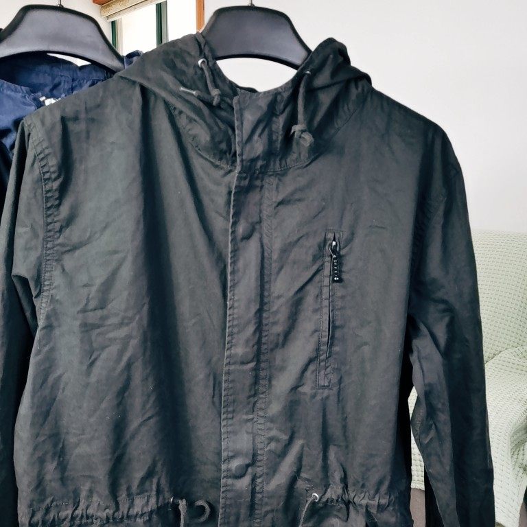 レインウェア 多機能ポケット付き撥水フード付きレインジャケット