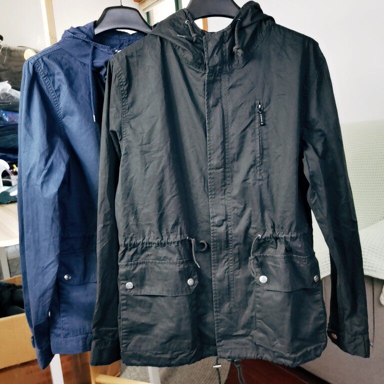 レインウェア 多機能ポケット付き撥水フード付きレインジャケット