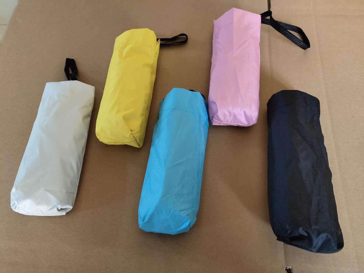 折りたたみ傘 手のひらサイズ超軽量折りたたみ傘