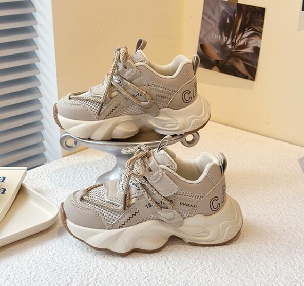 子供用運動靴マジックテープ付きランニングシューズ