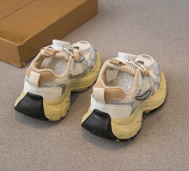 キッズ透湿ランニングシューズ運動靴