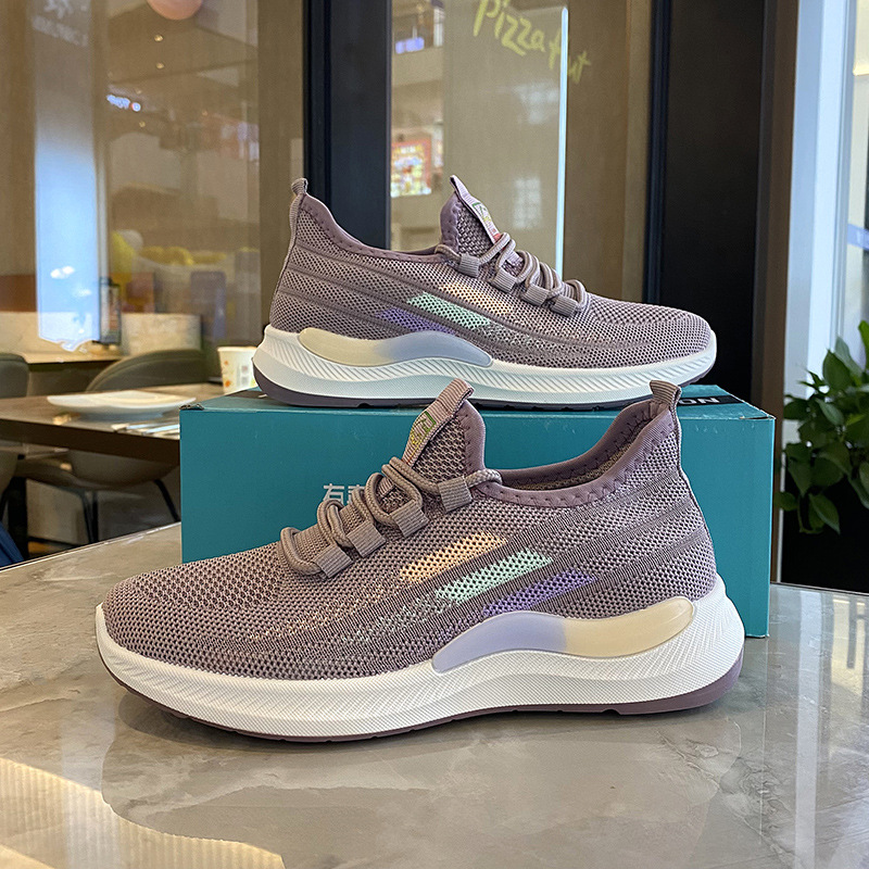 メッシュ軽量波紋ランニングシューズ
