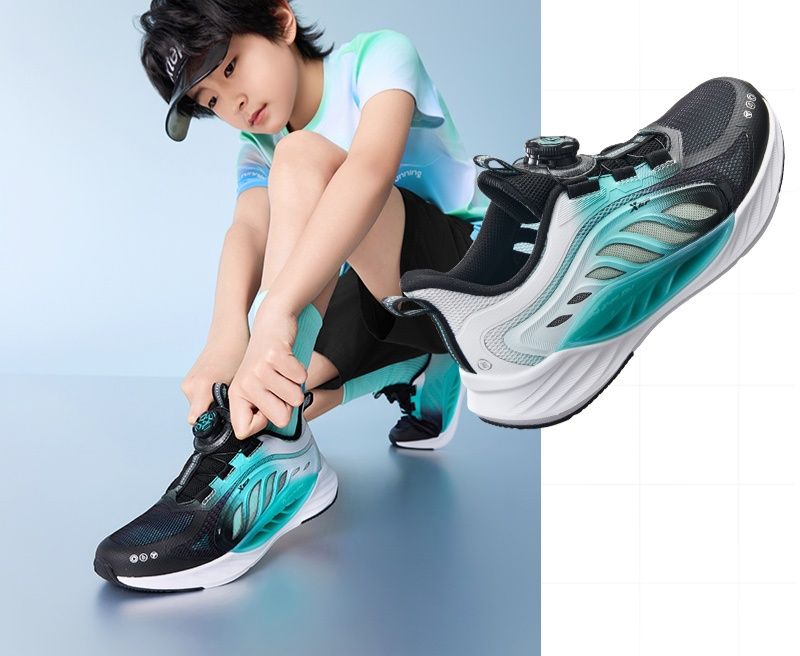 ランニングシューズ ふわステップ キッズランナー