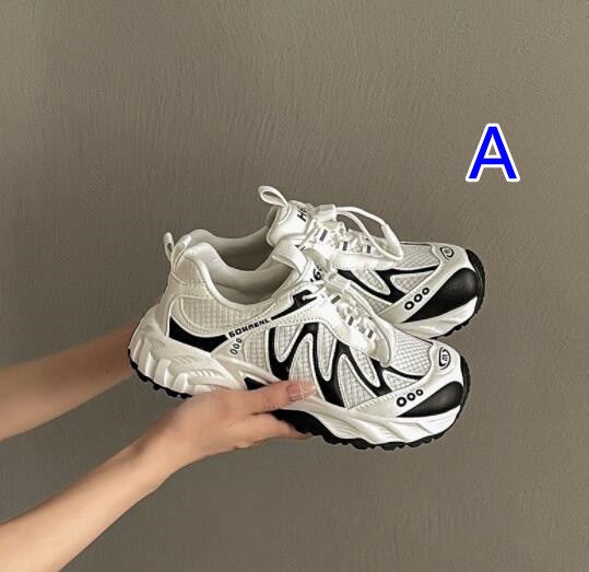 2025年最新レディース厚底ランニングシューズ