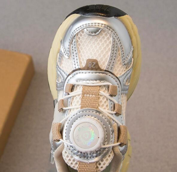 キッズ透湿ランニングシューズ運動靴