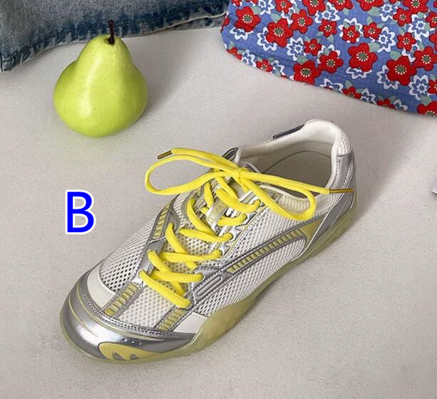 レディース軽量ランニングシューズ履きやすい運動靴