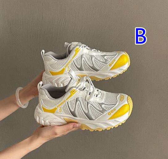 2025年最新レディース厚底ランニングシューズ