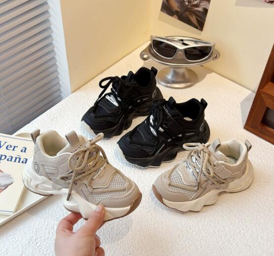 子供用運動靴マジックテープ付きランニングシューズ