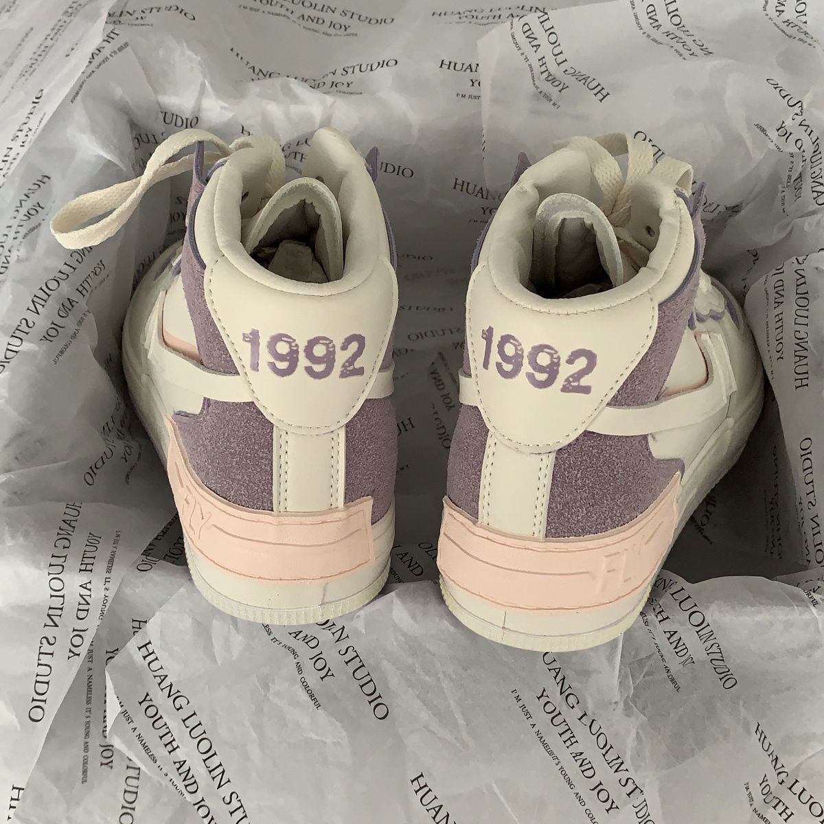 ランニングシューズ レディース運動靴紐付きランニング用軽量シューズ