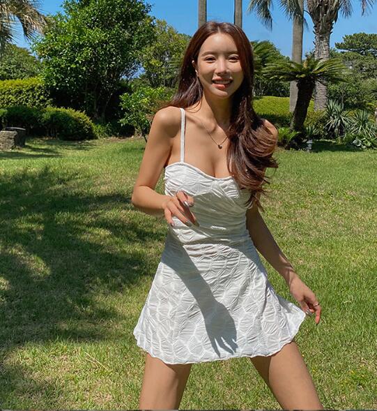 2025夏新作 レディース ワンピース水着 　プールに最適！ ラッシュガード