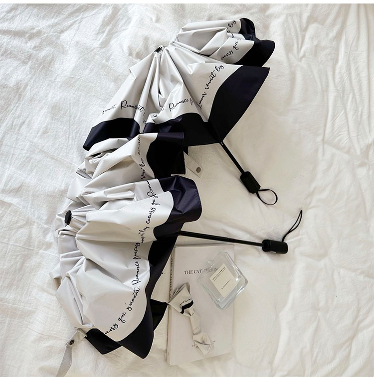 晴雨兼用日傘 自動開閉 三段折りたたみ 紫外線カット 軽量