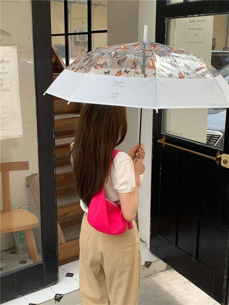 ビニール傘と日傘で雨も日差しも快適に！おすすめ5選