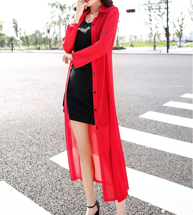 赤コーデ シフォン素材 ロング丈シャツワンピース