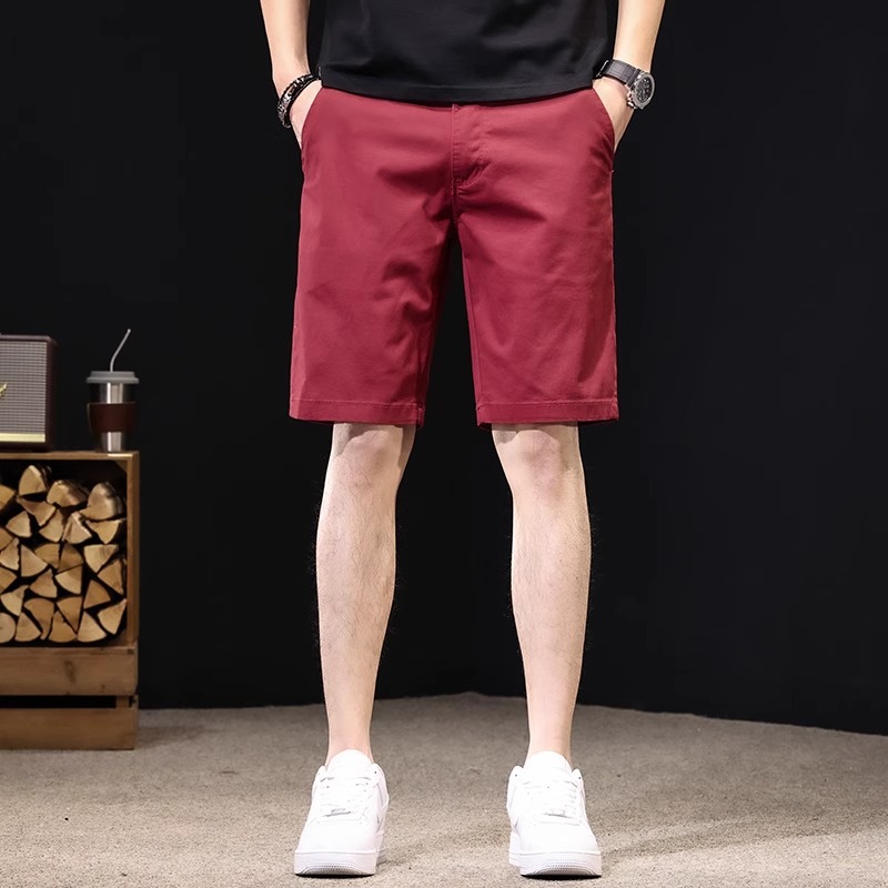 赤コーデ シンプル美脚ハーフパンツ
