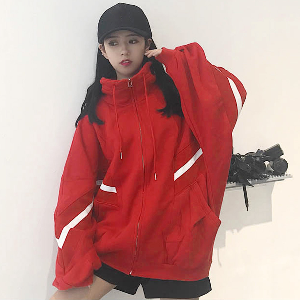 https://fulmo-img-server.com/redcloset/792ad710-9980-4952-ae2b-e6dea53551f1.jpg