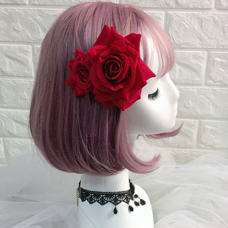 赤コーデ 艶やか薔薇髪飾り