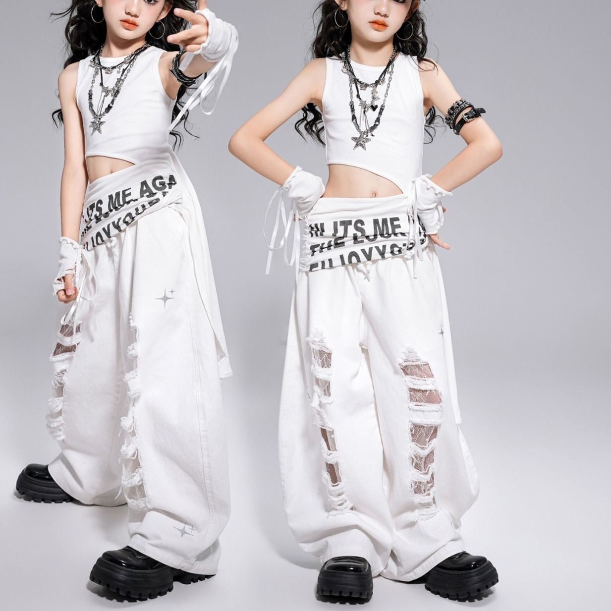 キッズダンス衣装 ノースリーブトップスとダメージワイドパンツのセットアップ