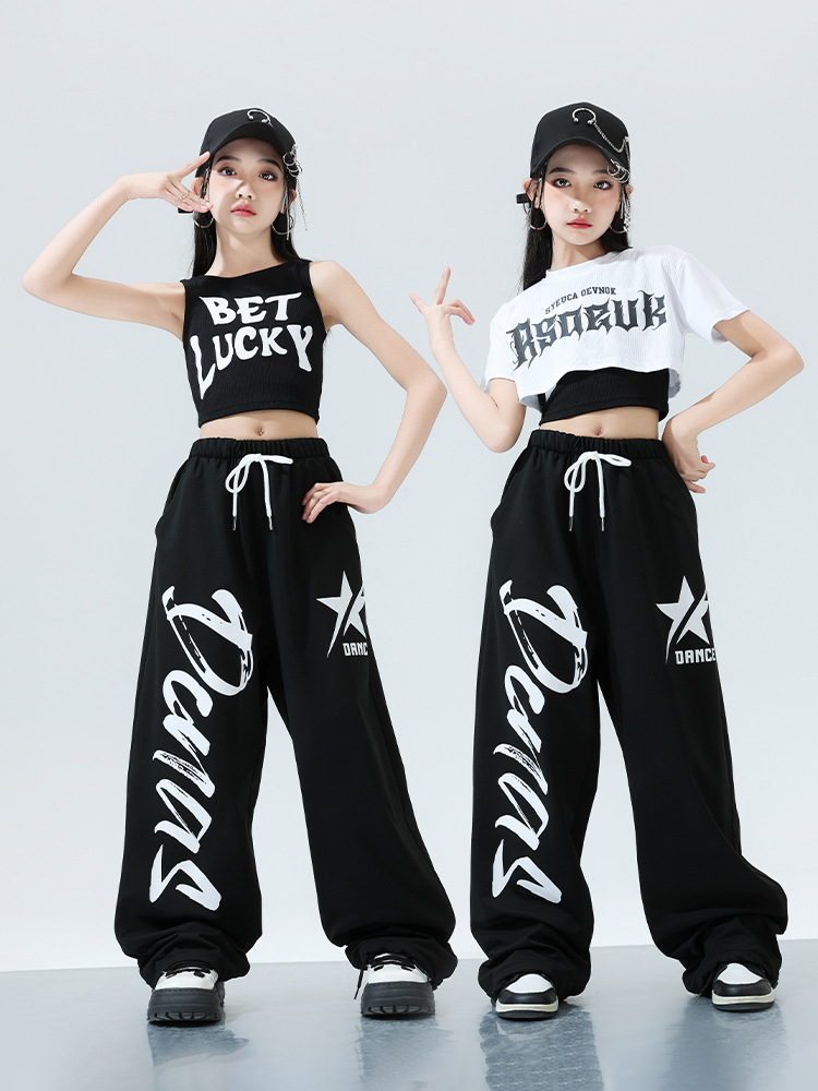 キッズダンス衣装 ガールズ ストリート風ロゴ入りセットアップ衣装