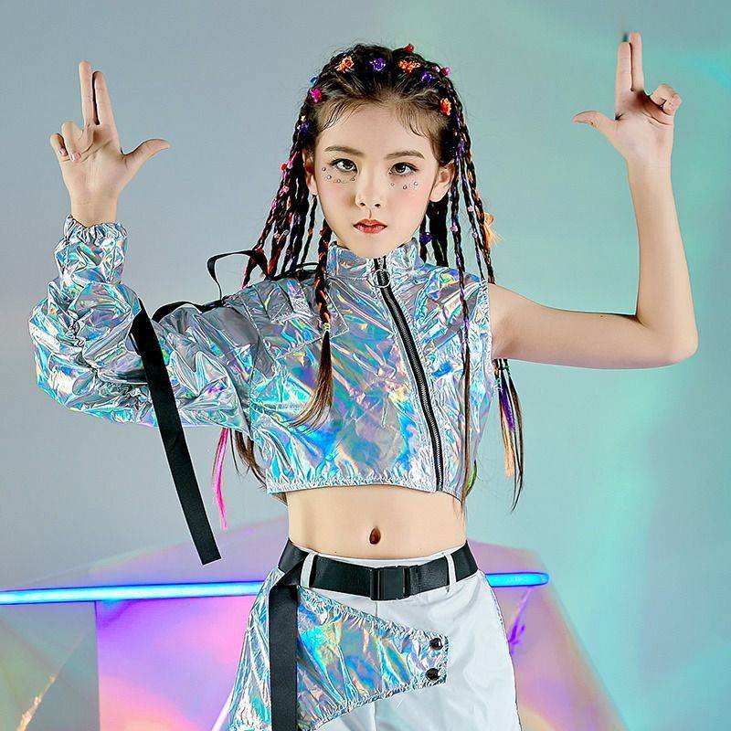 キッズダンス衣装 光沢素材ショート丈ジャケットとカーゴパンツのセットアップ