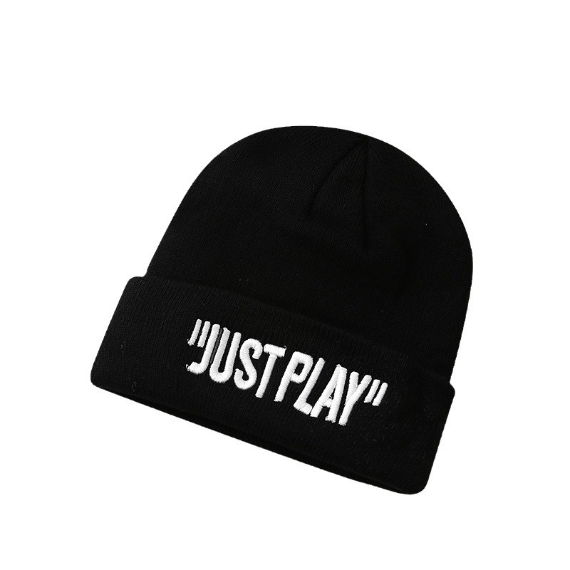 ダンス衣装 文字刺繍入りニット帽