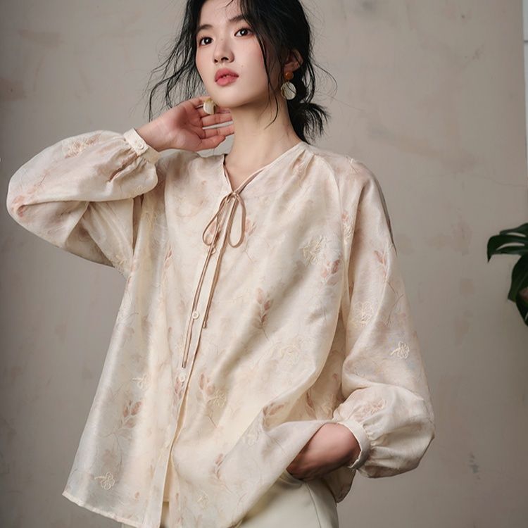 リボンブラウス 花柄リボン付き優美ブラウス