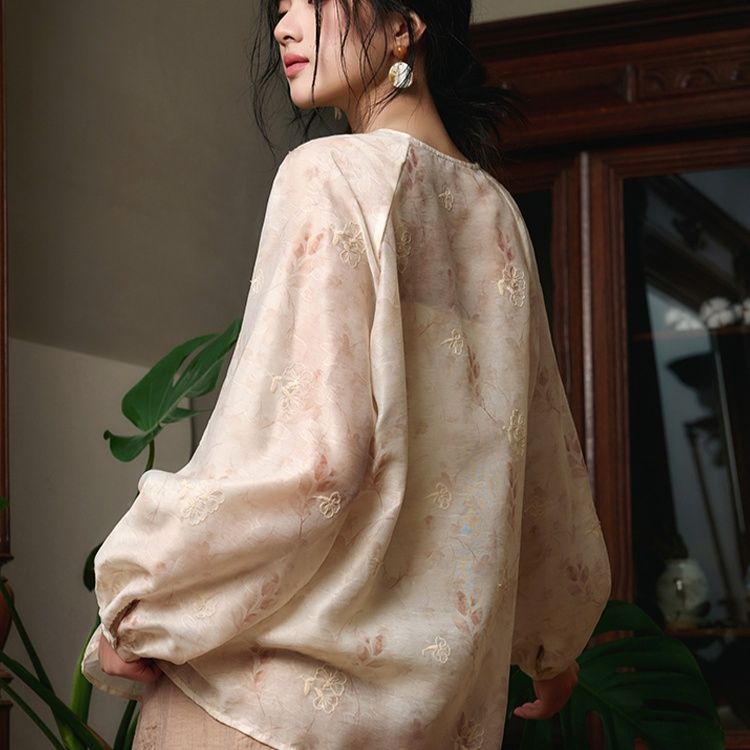 リボンブラウス 花柄リボン付き優美ブラウス