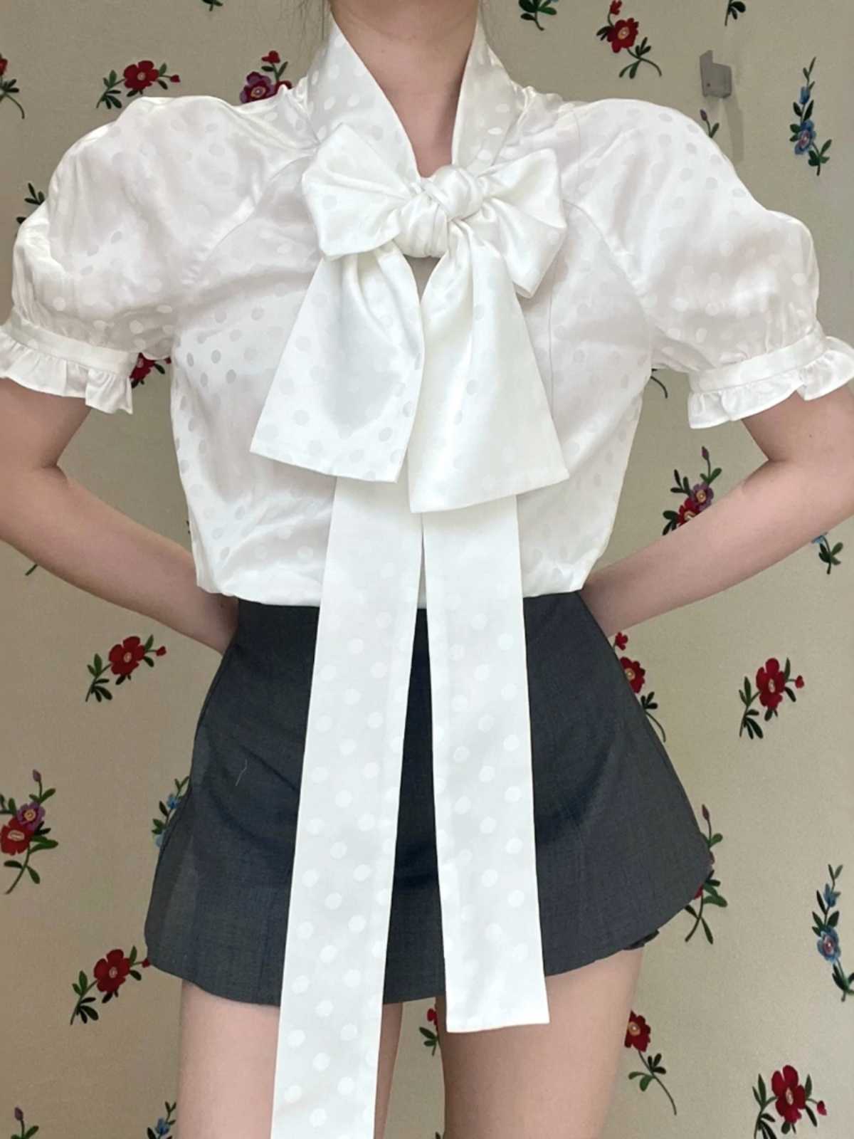 ビッグリボンブラウスのおすすめ10選