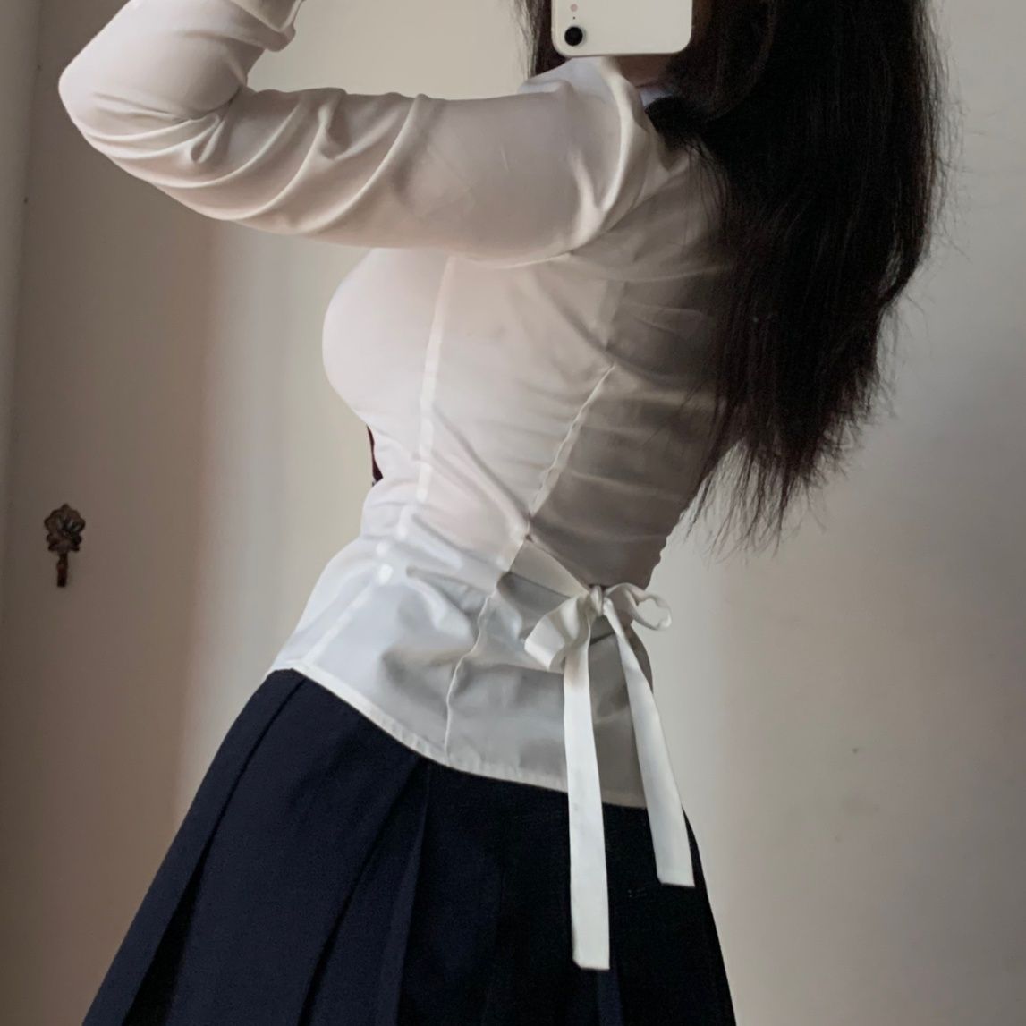 リボンブラウス バックリボン 優美なバックリボン半袖ブラウス