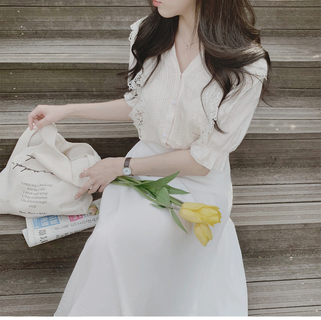 リボンブラウス 大人可愛い無地レースブラウス バルーンスリーブ バックリボン付き