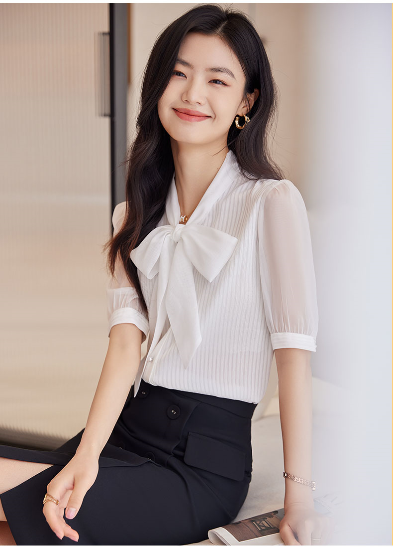 リボンブラウス 優美リボン タイ付きプリーツブラウス
