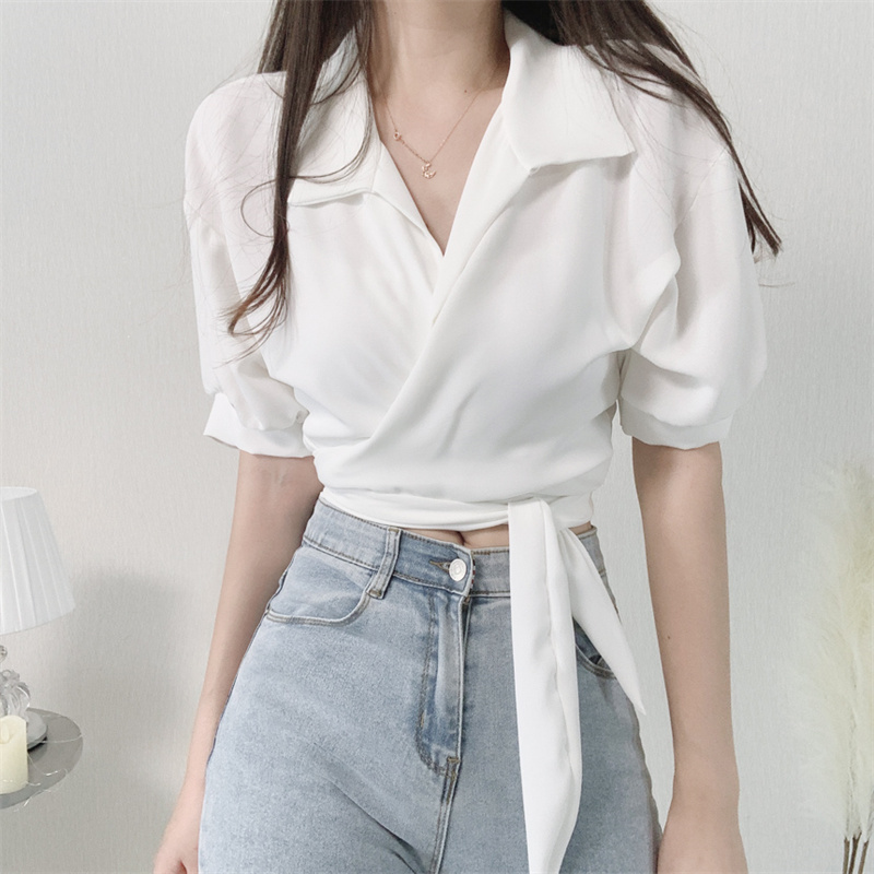 リボンブラウス 上品リボンベルト付きパフスリーブブイネックブラウス
