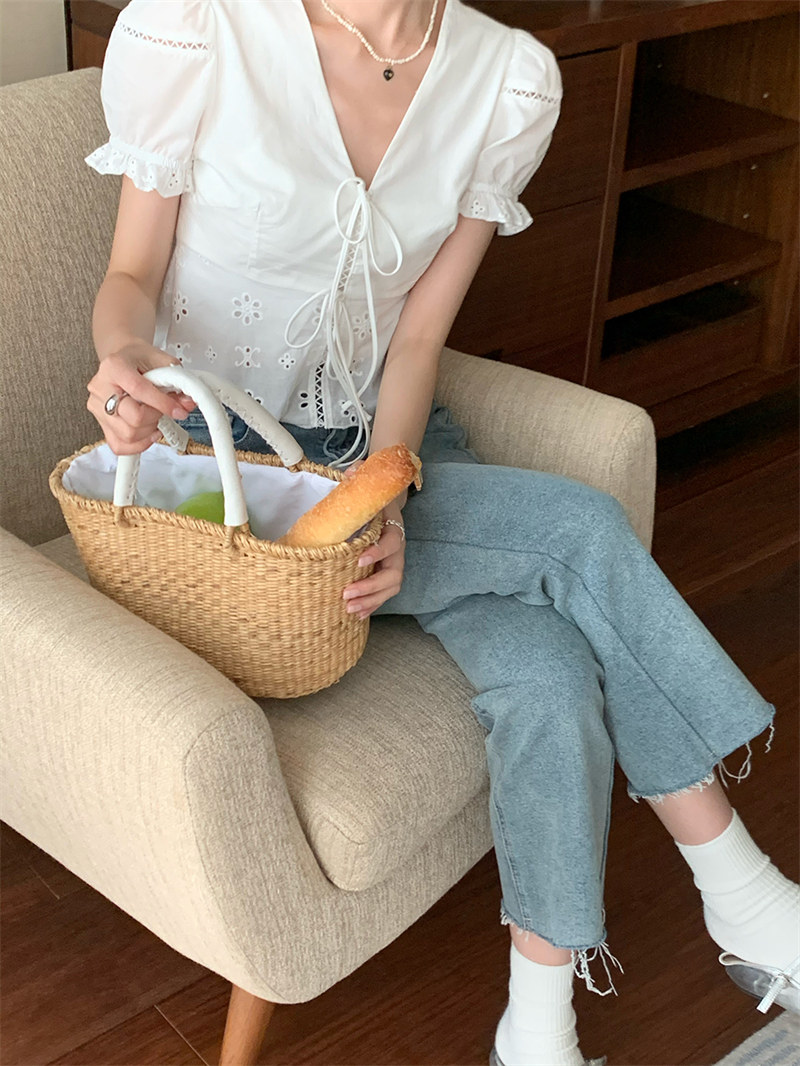 レース刺繍パフスリーブリボンブラウス夏向け