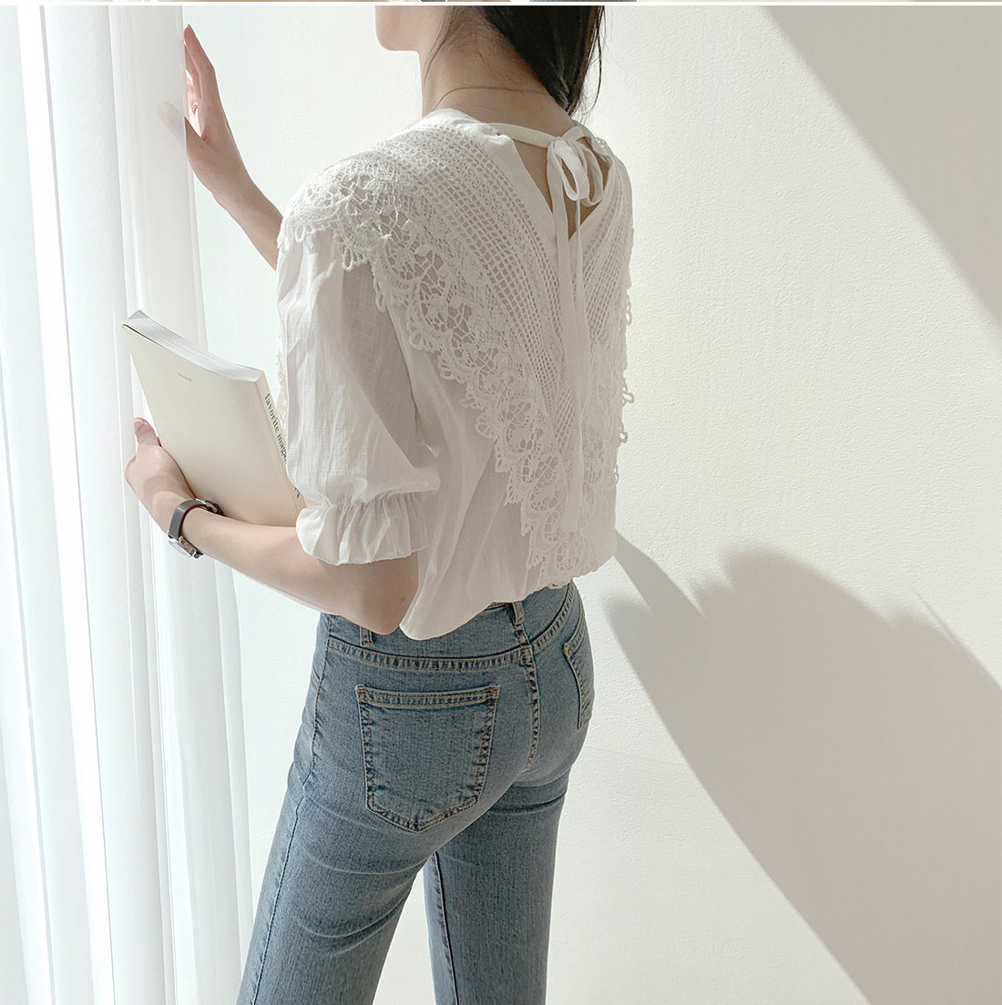 リボンブラウス 大人可愛い無地レースブラウス バルーンスリーブ バックリボン付き