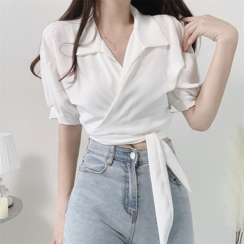 リボンブラウス 上品リボンベルト付きパフスリーブブイネックブラウス
