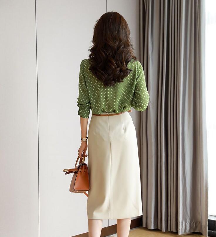 https://fulmo-img-server.com/ribonry/e3b0b720-77af-45dd-98a9-22c2af84abb5.jpg