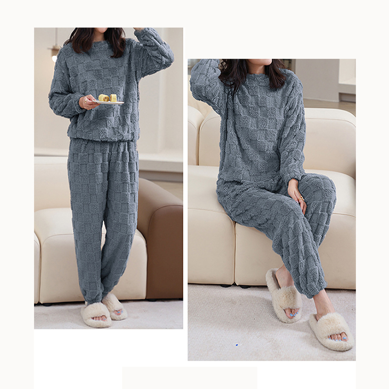 https://fulmo-img-server.com/roomwear-lab/065b8691-ba54-4003-b217-1c22fbc870a7.jpg