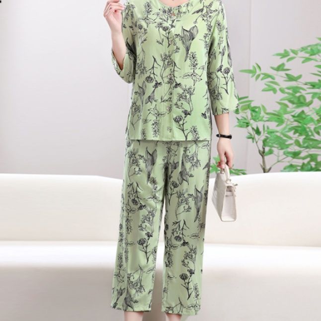 https://fulmo-img-server.com/roomwear-lab/1754186635482_jta7qcoe_9fzumzsm.jpeg