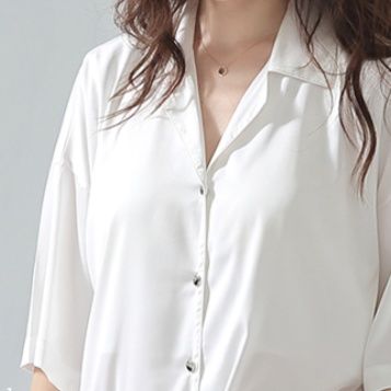 https://fulmo-img-server.com/roomwear-lab/1754198376382_nx467ixb_irgb17o0.jpeg