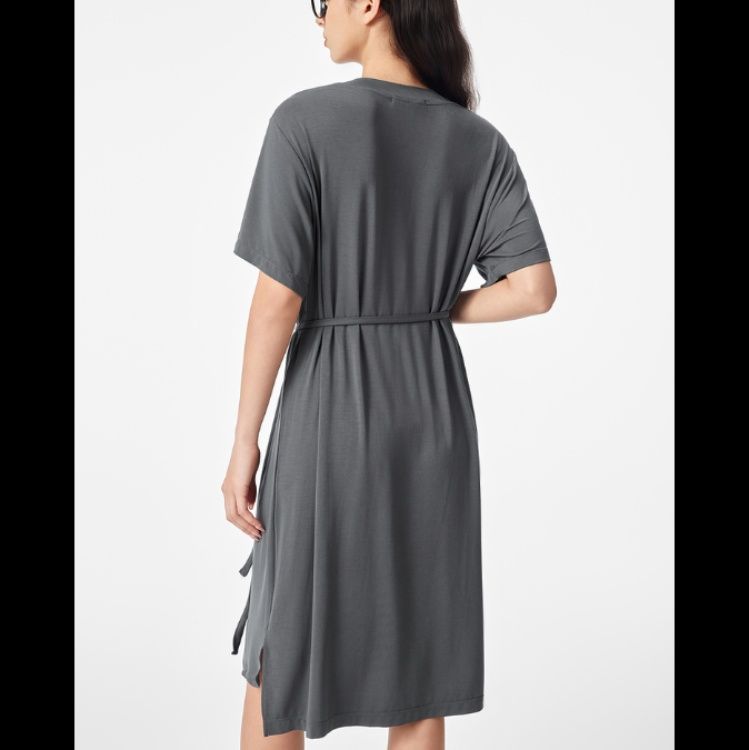 https://fulmo-img-server.com/roomwear-lab/1754200144120_gan8a31b_2ilvm0i5.jpeg
