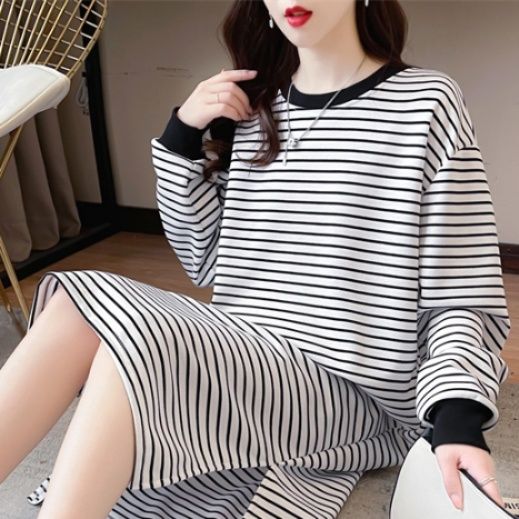 https://fulmo-img-server.com/roomwear-lab/1754201031777_kxylgz7v_dy5ov2f2.jpeg
