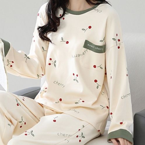 https://fulmo-img-server.com/roomwear-lab/1754202738217_oec9yb89_roos5ypk.jpeg