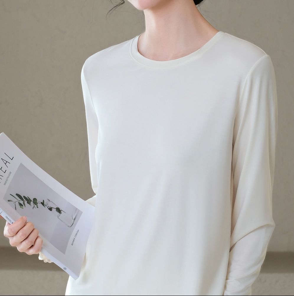 https://fulmo-img-server.com/roomwear-lab/1754207677781_8cae6vzp_lxjo434q.jpeg