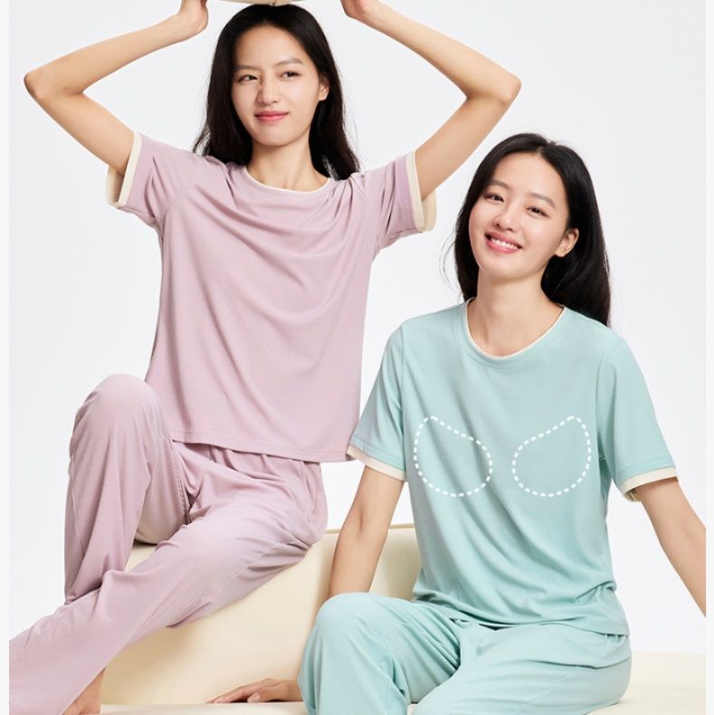 https://fulmo-img-server.com/roomwear-lab/1754292913505_3xapg1ml_itnrqi9n.jpeg