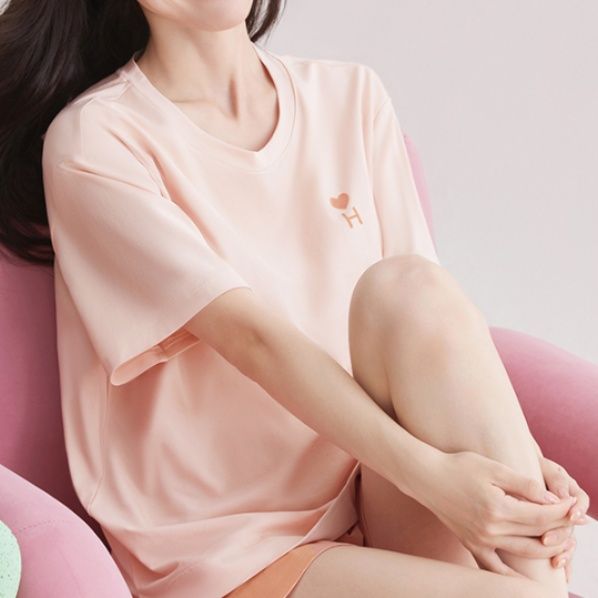 https://fulmo-img-server.com/roomwear-lab/1754293973725_by93nf9s_j6lssu6b.jpeg