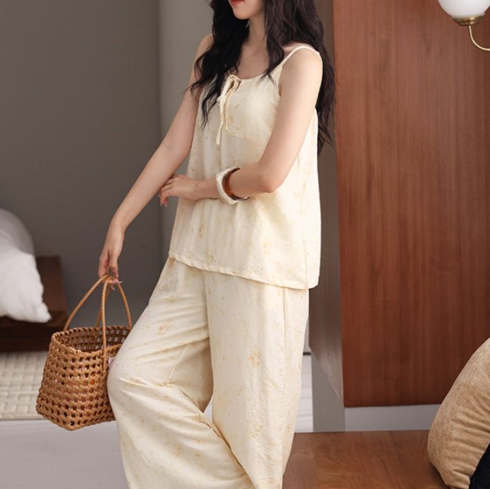 https://fulmo-img-server.com/roomwear-lab/1754804008467_u48vgsgq_k8txiafx.jpeg