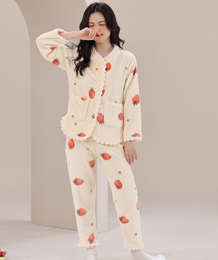 レディース ルームウェア 苺柄スカラップ縁取り前開き