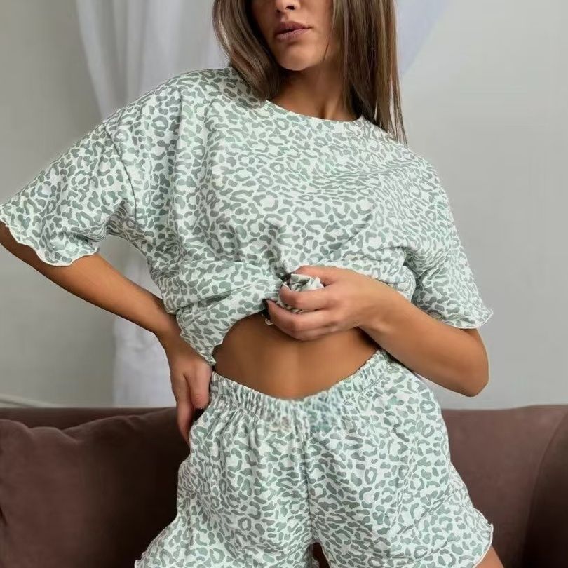 レディース ルームウェア レオパード柄フリル付きゴムウエストショートパンツ