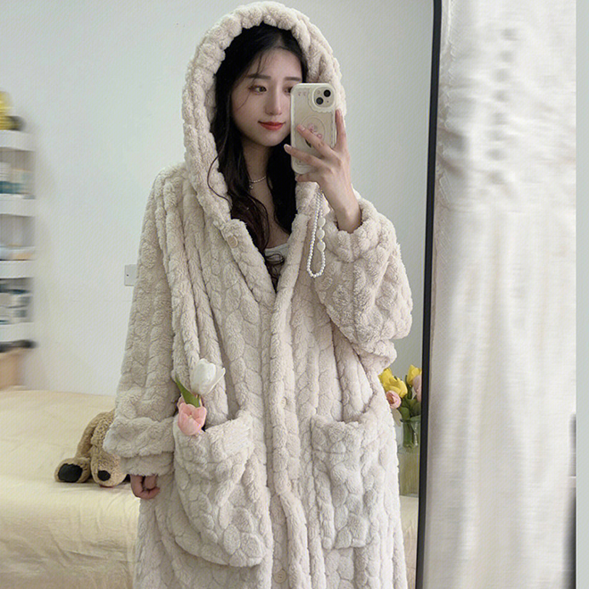 https://fulmo-img-server.com/roomwear-lab/209f3488-12bd-4e67-ba0c-733749cd404a.jpg
