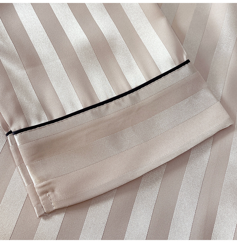 レディース ルームウェア前開きサテンストライプ襟付き長袖パジャマ上下セット