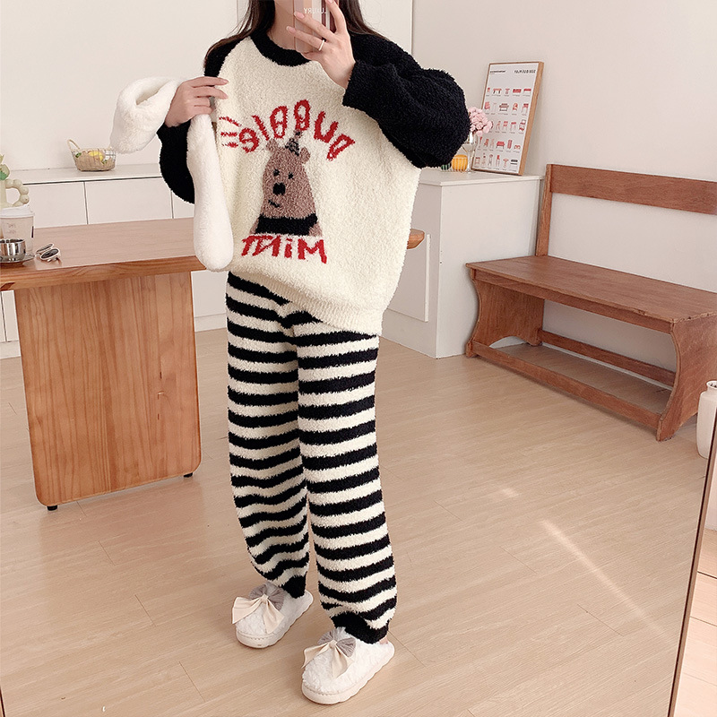 レディース ルームウェア長袖もこもこトナカイ刺繍ボーダーパンツ